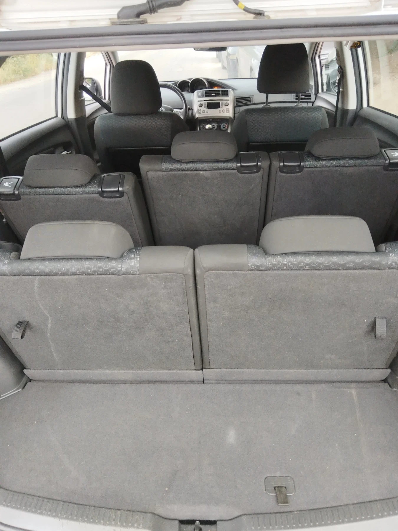 Toyota Verso 7 местна, снимка 6 - Автомобили и джипове - 54977468