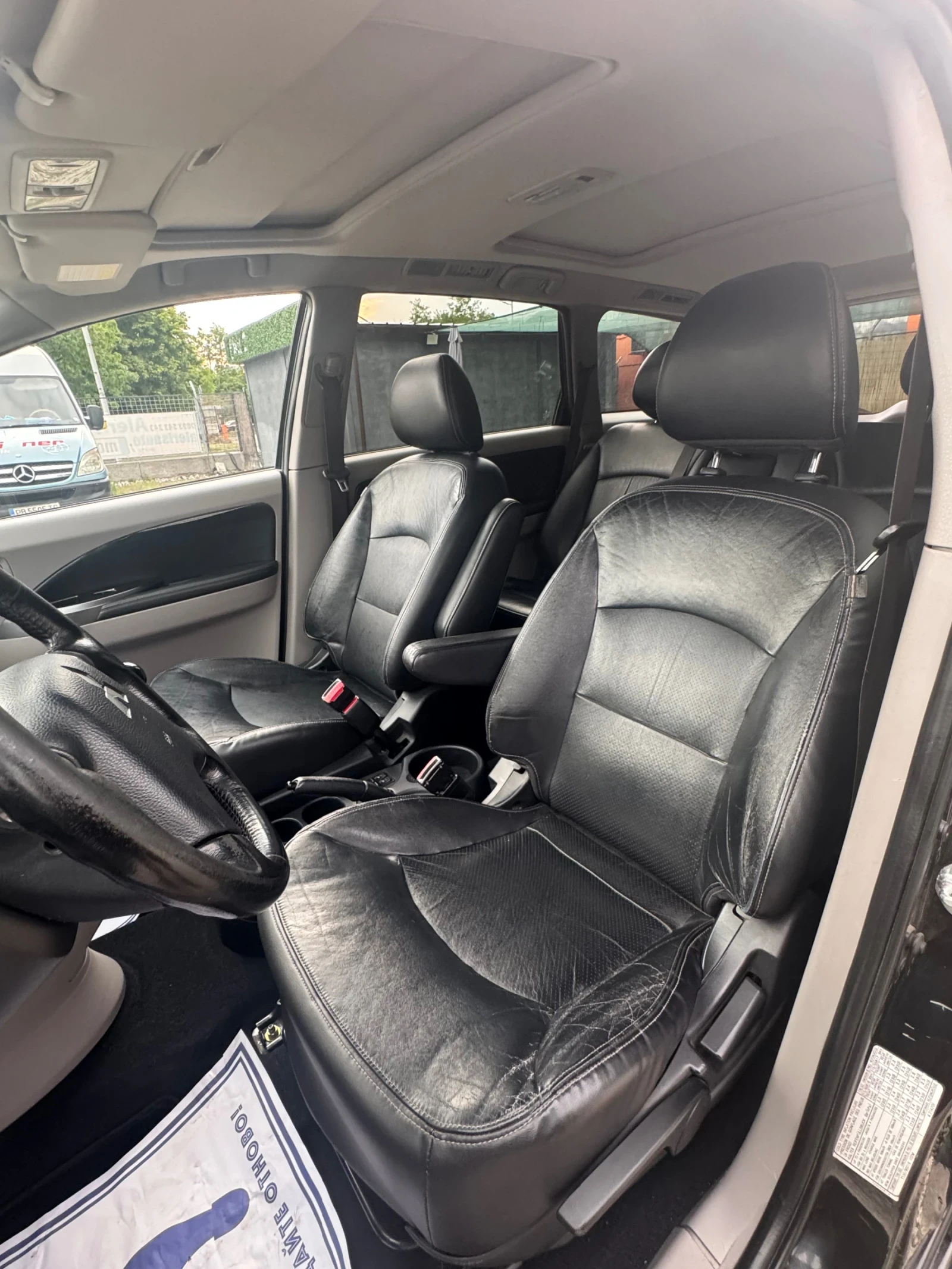 Mitsubishi Grandis, снимка 7 - Автомобили и джипове - 55316373