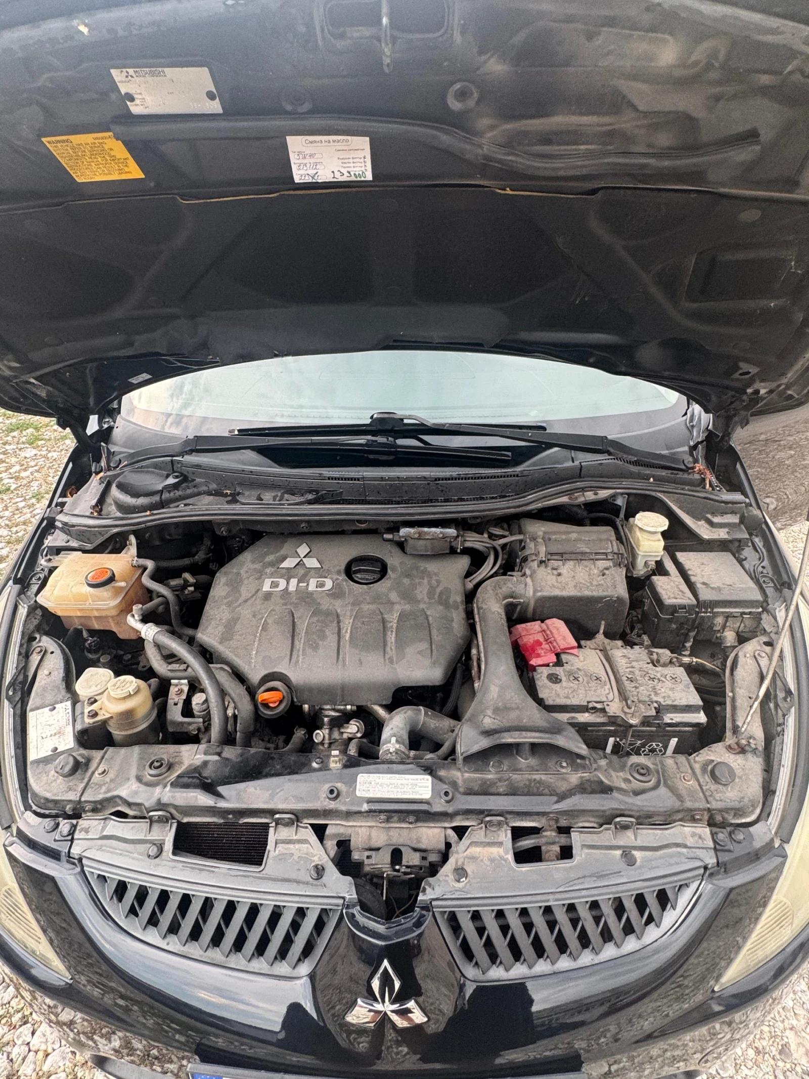 Mitsubishi Grandis, снимка 14 - Автомобили и джипове - 55316373