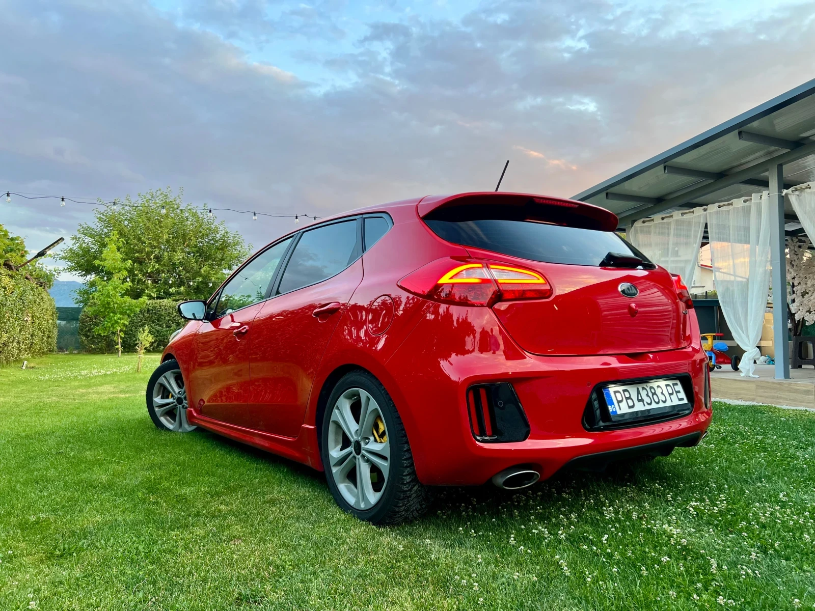Kia Ceed, снимка 3 - Автомобили и джипове - 55382468