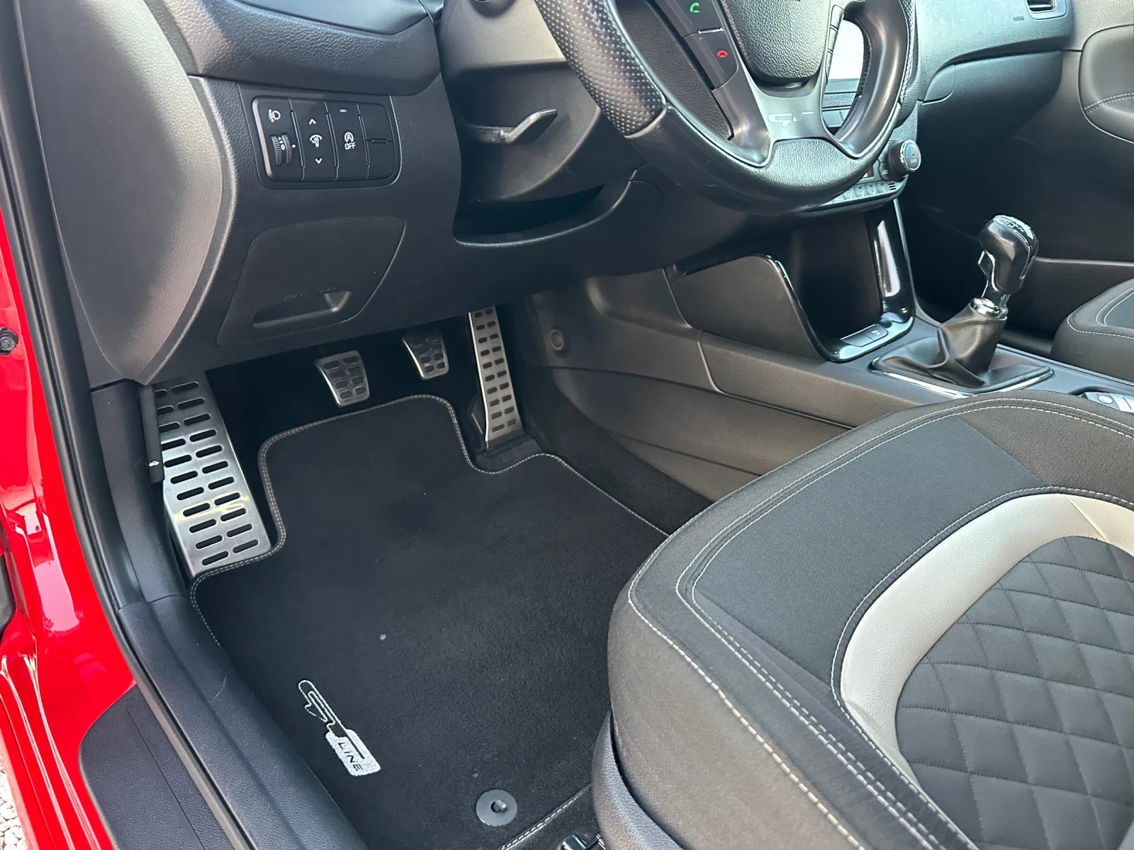 Kia Ceed, снимка 10 - Автомобили и джипове - 55382468