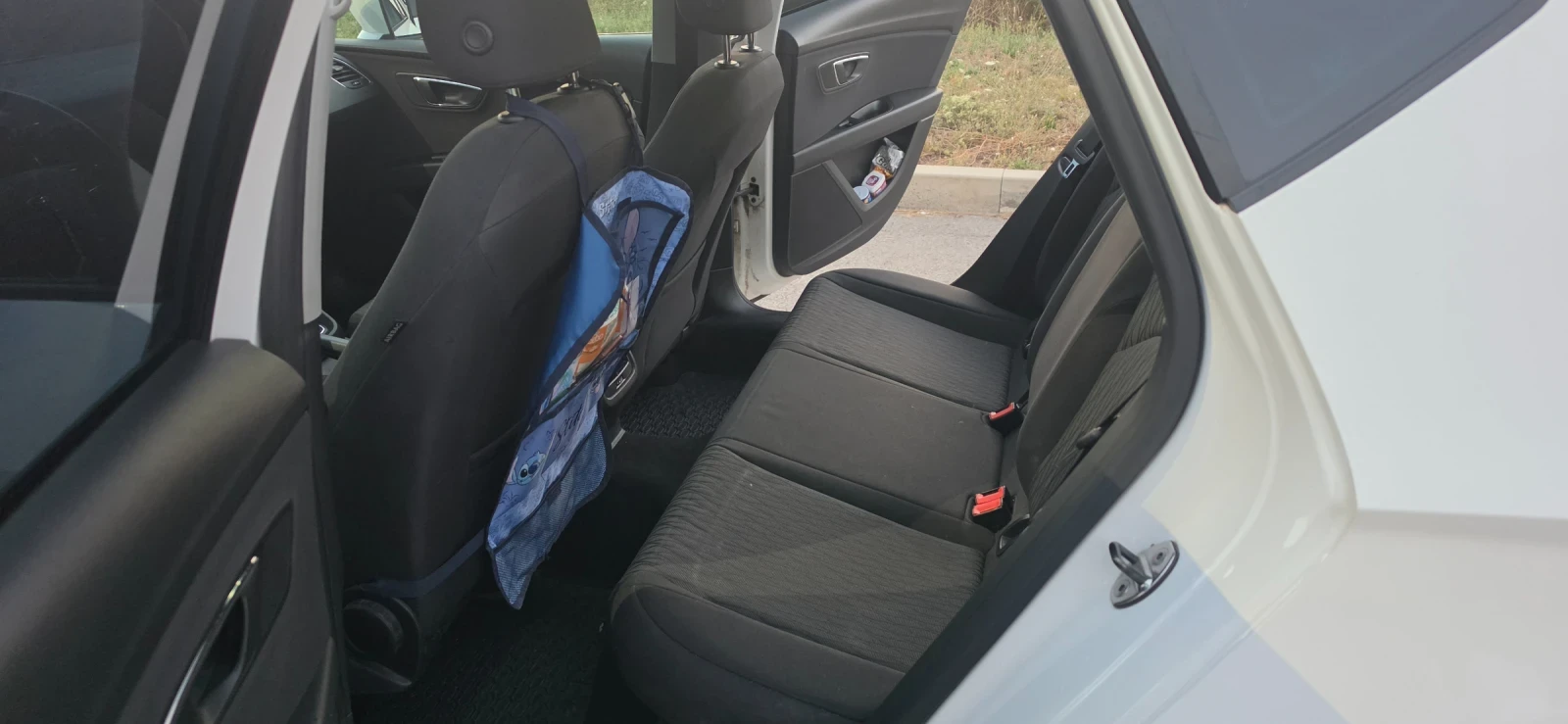 Seat Leon, снимка 13 - Автомобили и джипове - 55546833