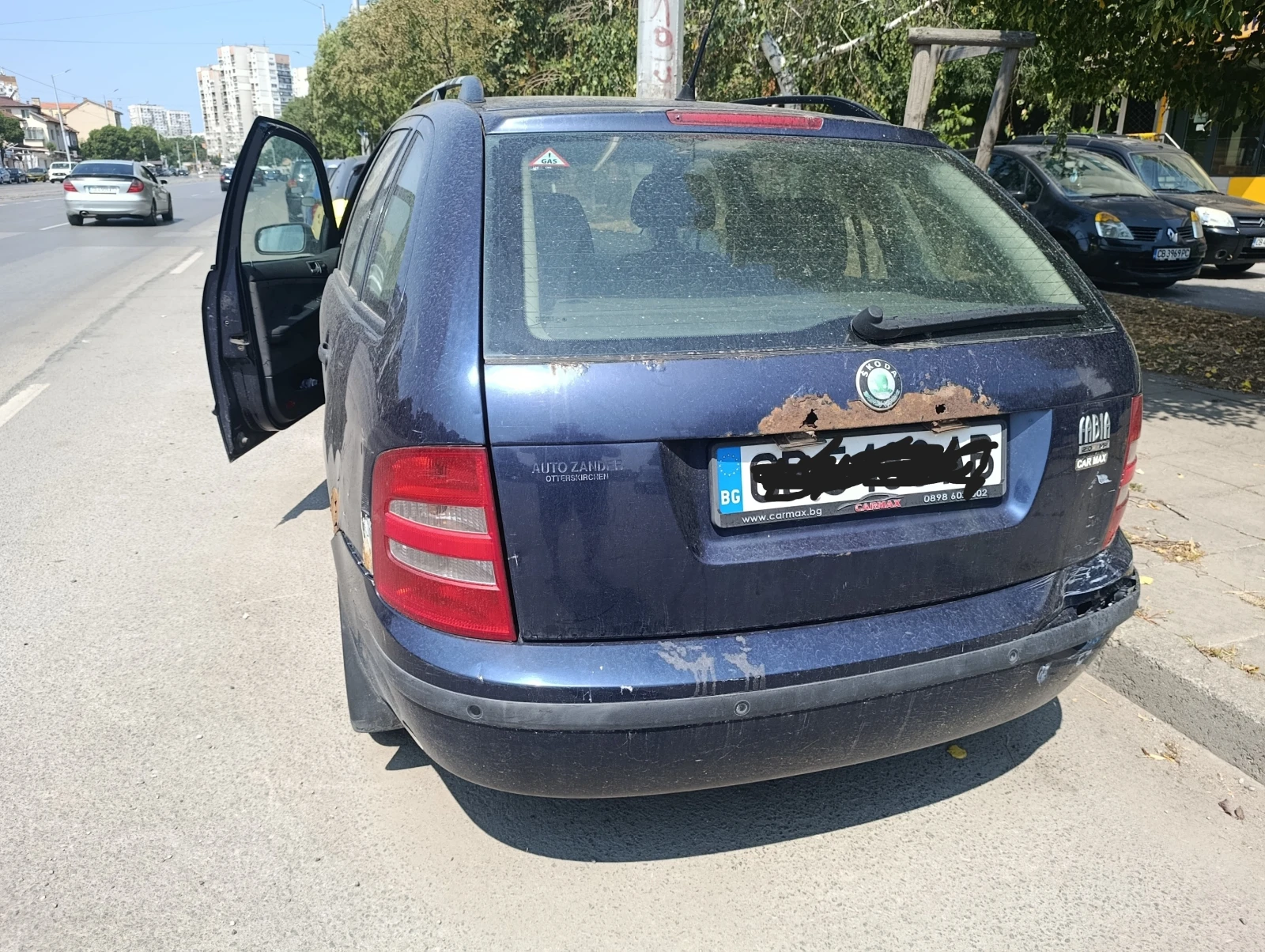 Skoda Fabia, снимка 5 - Автомобили и джипове - 55618753