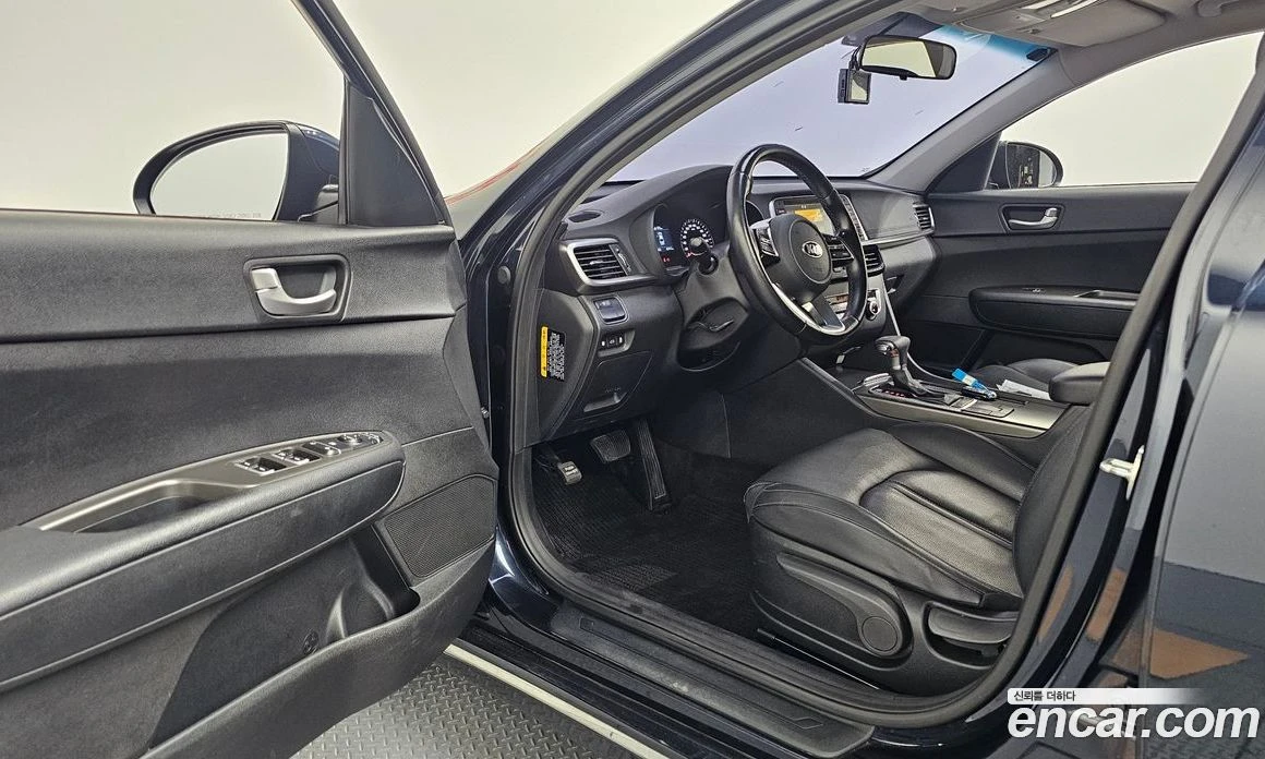 Kia K5 1.7 Diesel Prestige, снимка 12 - Автомобили и джипове - 55669081