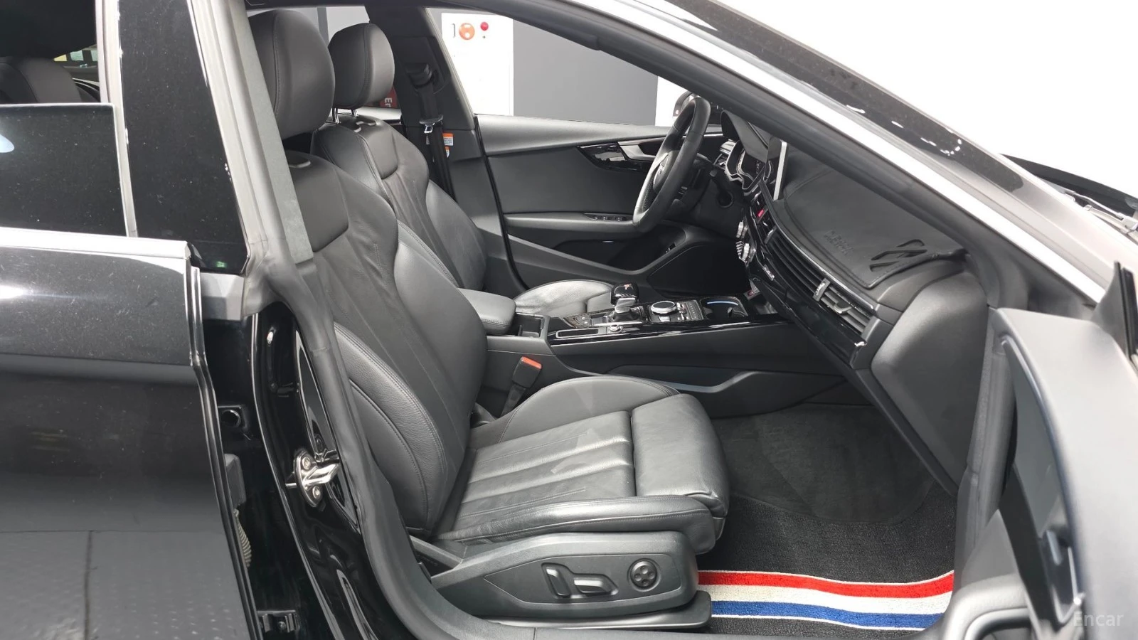 Audi A5 45TFSI/QUATTRO/PREMIUM/SPORTBACK/, снимка 13 - Автомобили и джипове - 55681210