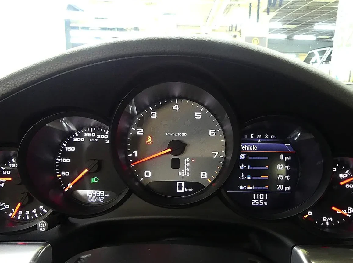Porsche 911 CARRERA 4S , снимка 13 - Автомобили и джипове - 55683967