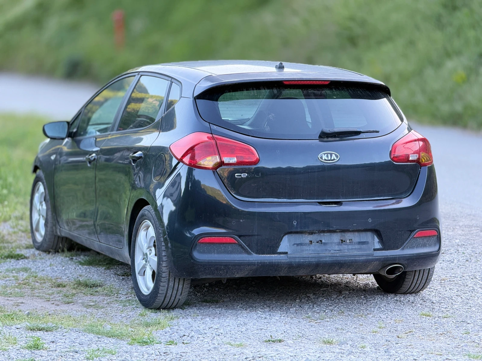Kia Ceed 1.4 I , снимка 7 - Автомобили и джипове - 55744586