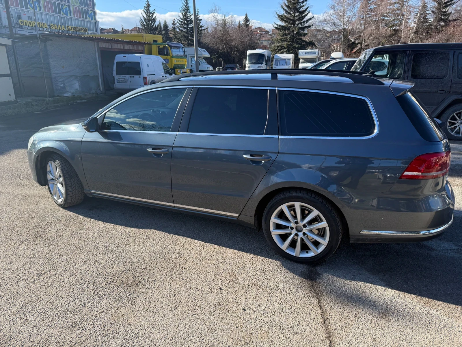 VW Passat Напълно обслужен , снимка 4 - Автомобили и джипове - 55949138