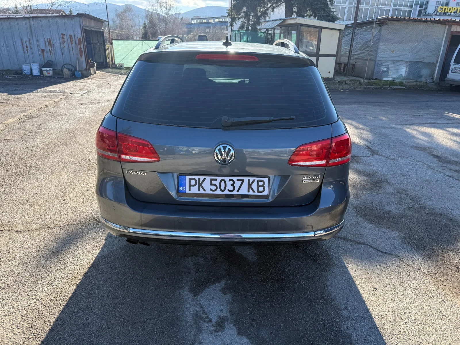 VW Passat Напълно обслужен , снимка 7 - Автомобили и джипове - 55949138
