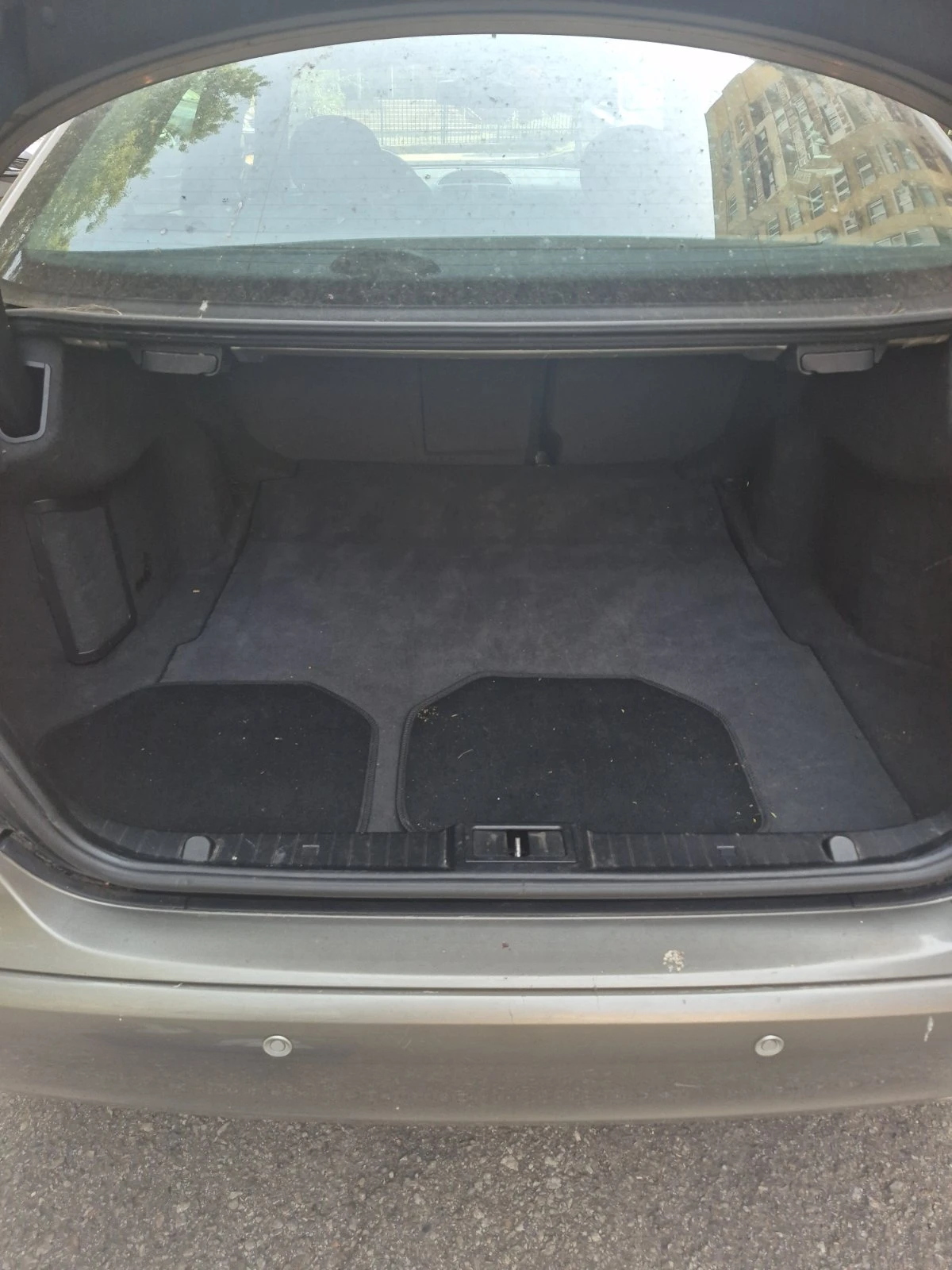 Mercedes-Benz E 200, снимка 9 - Автомобили и джипове - 56080711