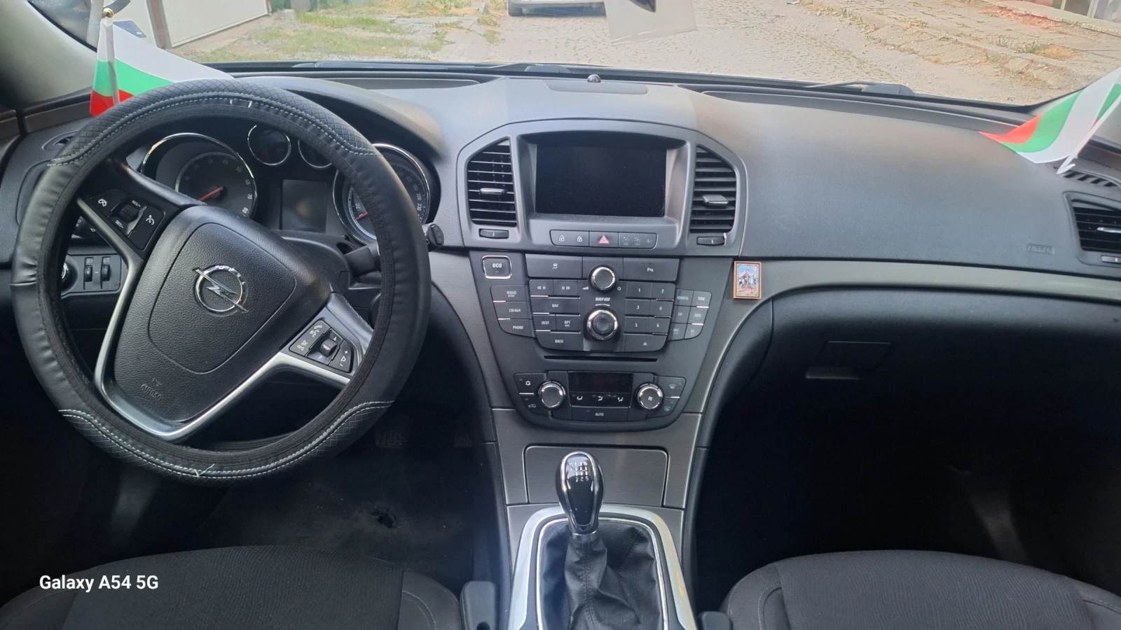 Opel Insignia 1.4 Спорт Туърър, снимка 7 - Автомобили и джипове - 56088391