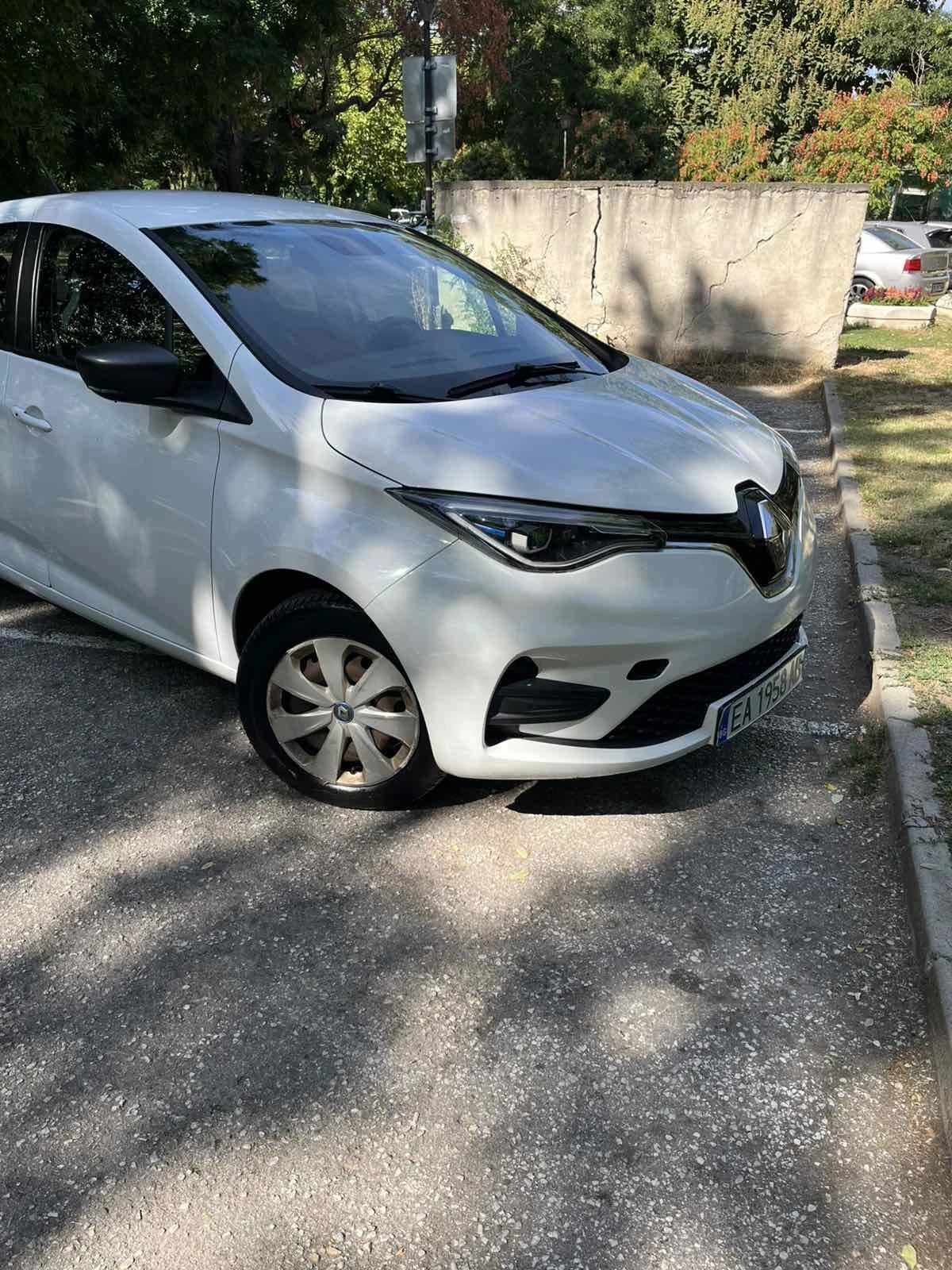 Renault Zoe, снимка 9 - Автомобили и джипове - 56148849