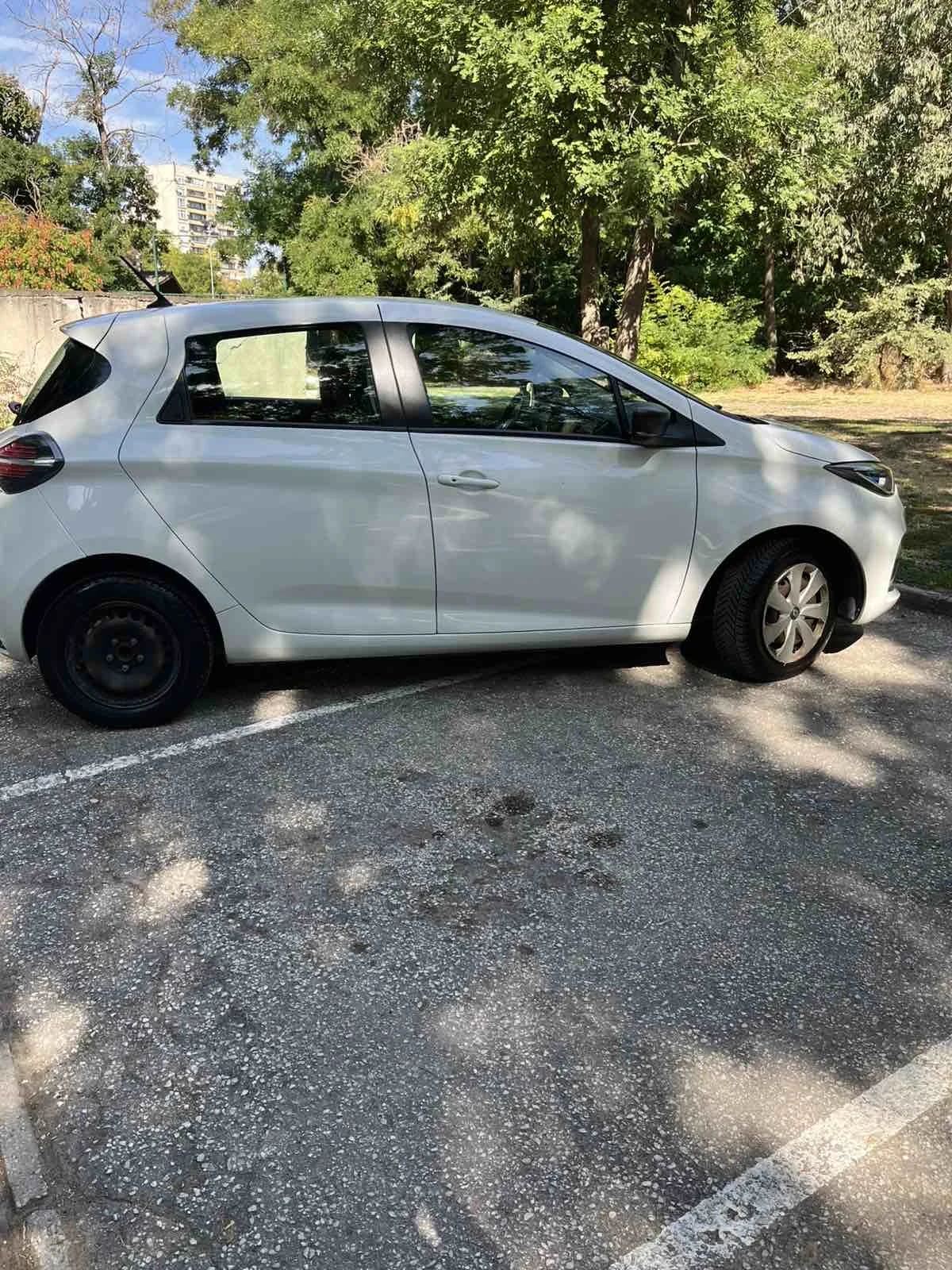 Renault Zoe, снимка 6 - Автомобили и джипове - 56148849