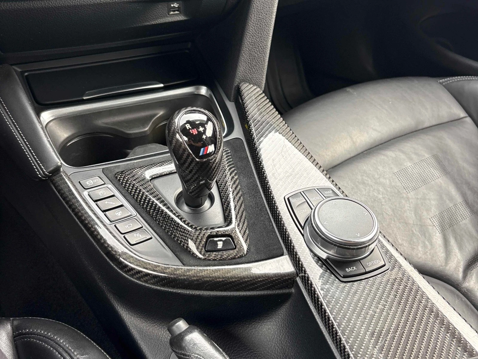 BMW M4 TUNED* АвтоКредит* (ЦЕНА ДО БГ), снимка 10 - Автомобили и джипове - 56203092