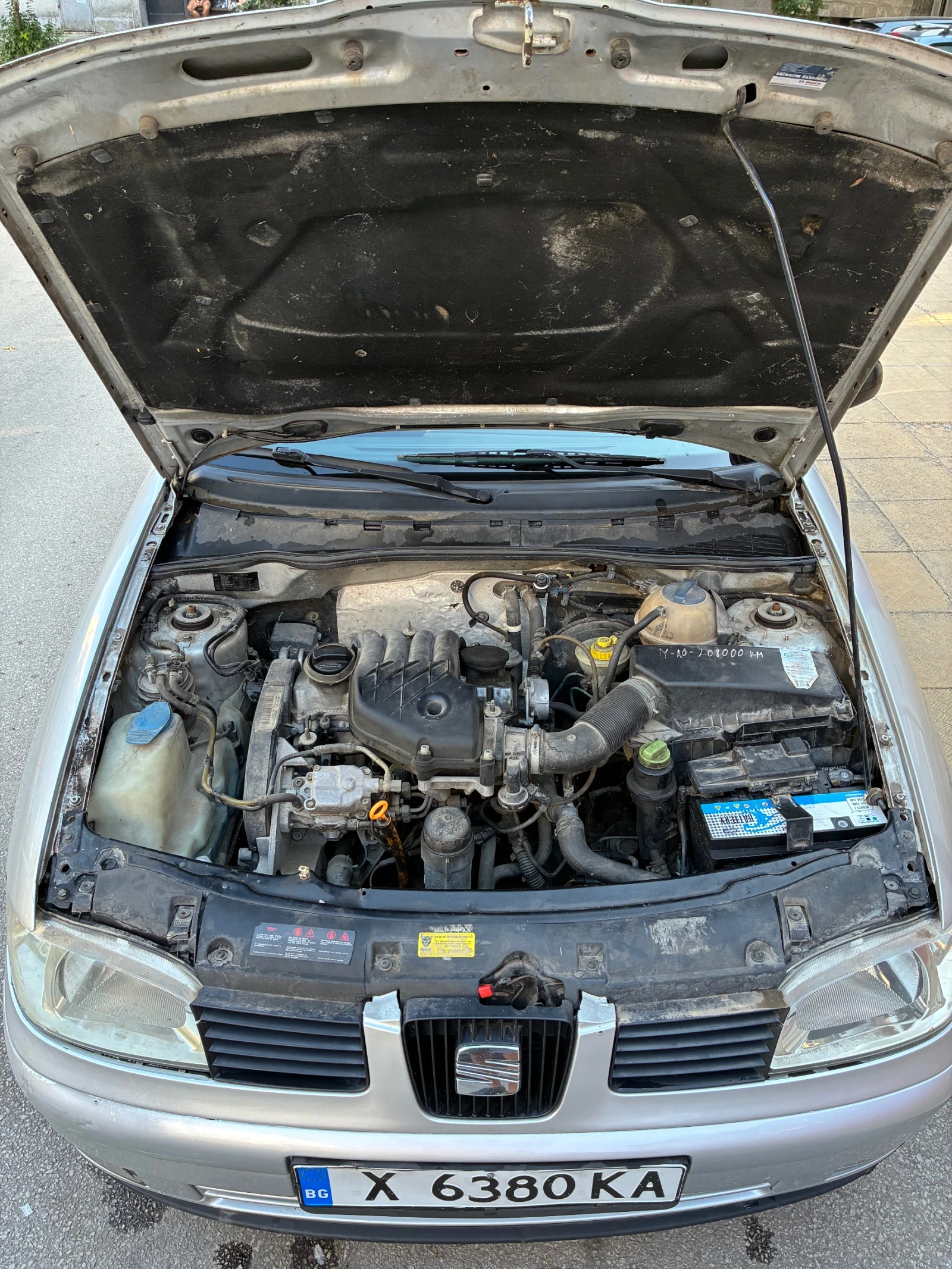 Seat Cordoba, снимка 15 - Автомобили и джипове - 56253242