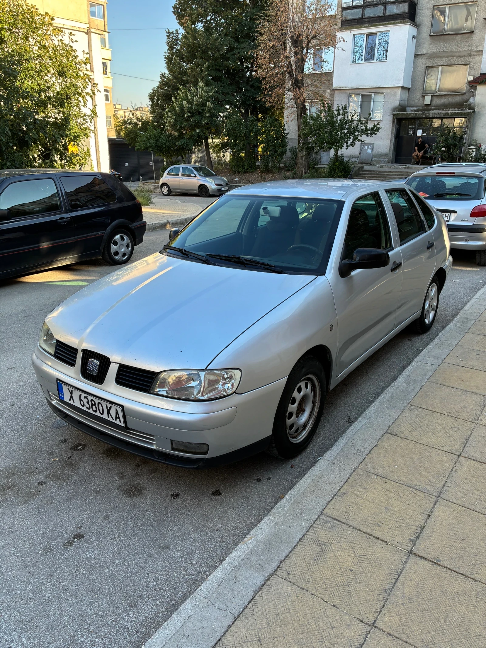 Seat Cordoba, снимка 6 - Автомобили и джипове - 56253242