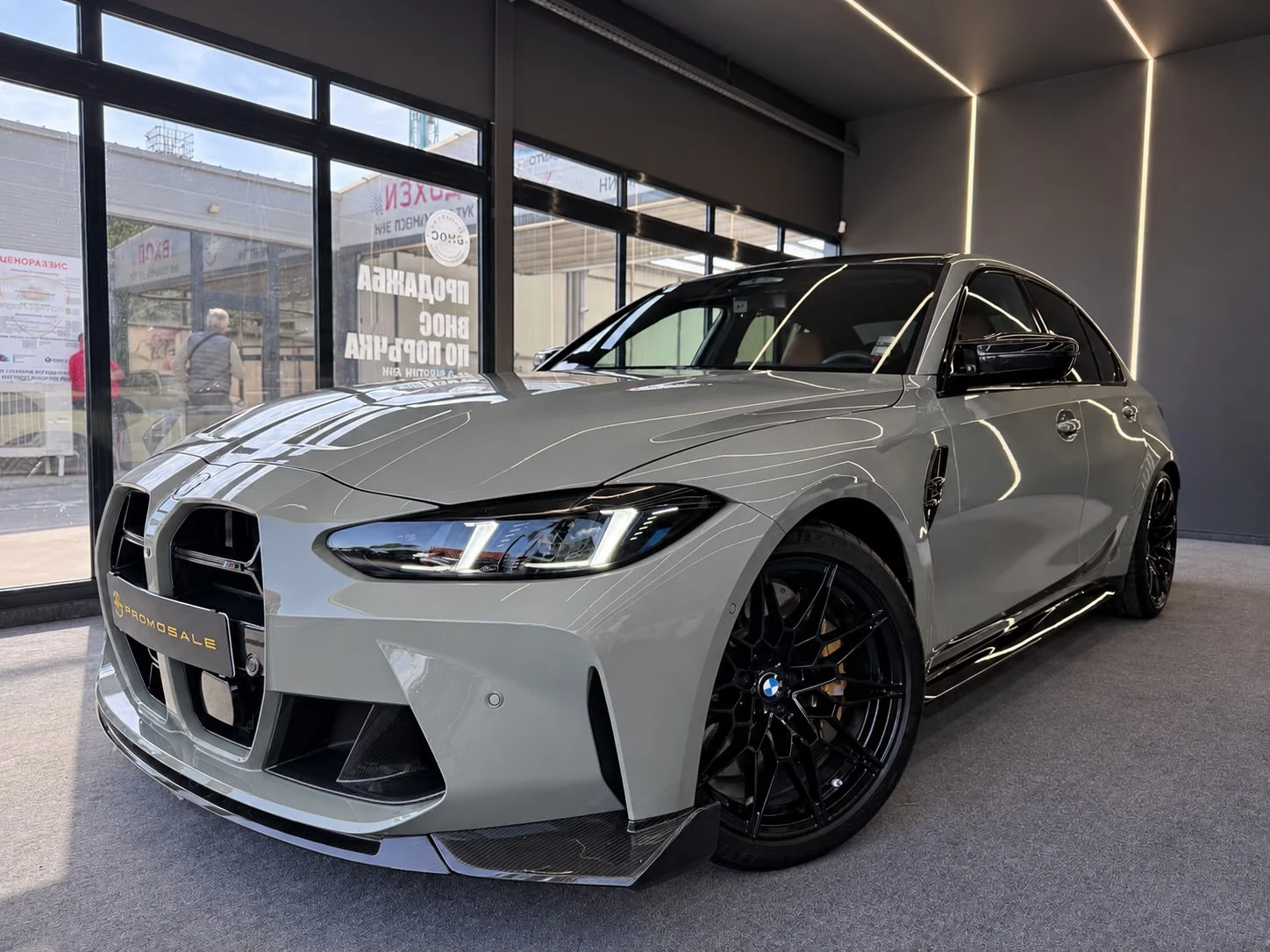 BMW M3 Competition* Full* Carbon Ceramic* H&K* ЛИЗИНГ , снимка 3 - Автомобили и джипове - 56294282