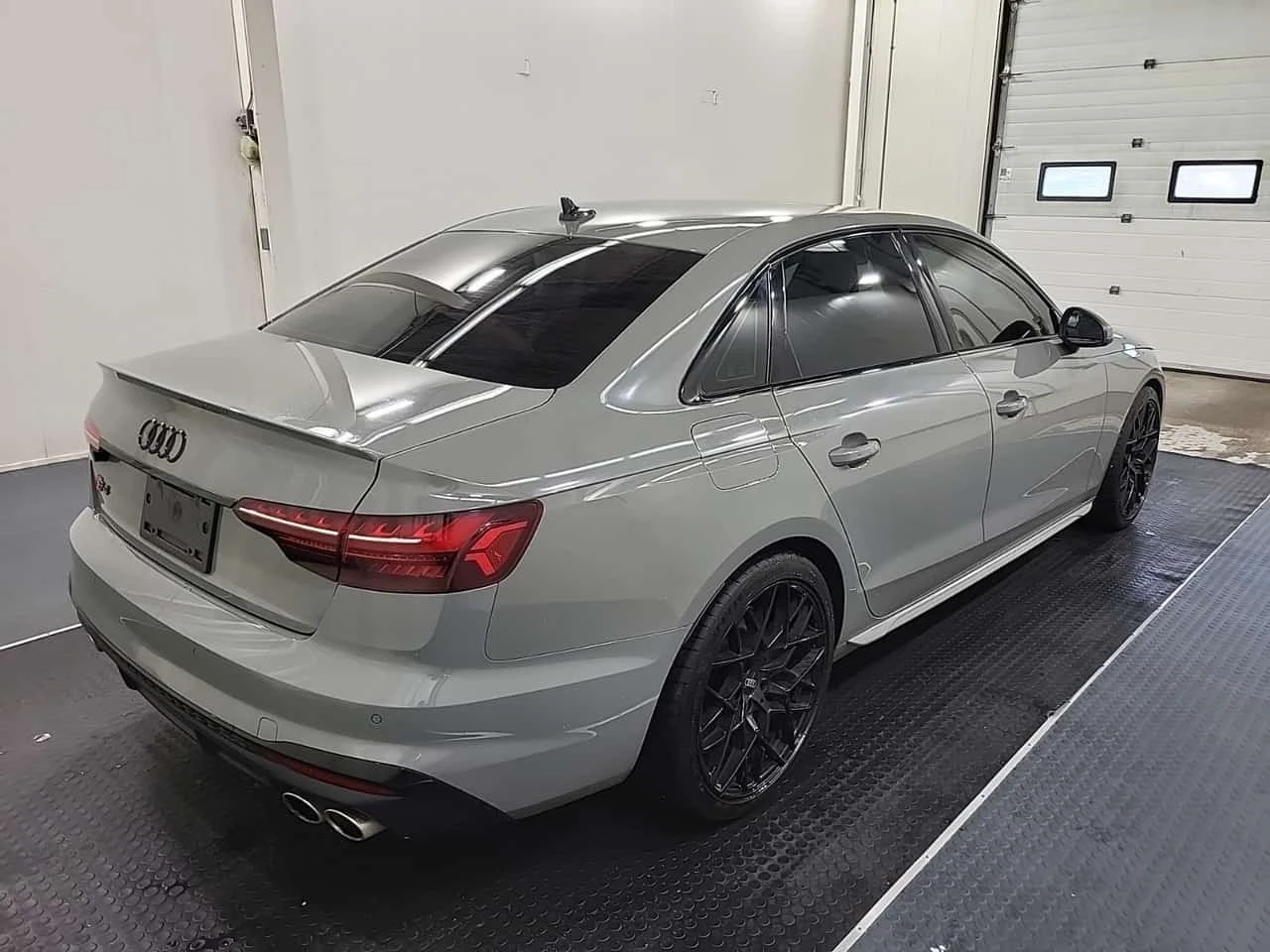 Audi S4 3.0 Tfsi Quattro Technik  CARFAX | Mobile.bg � ����������� 2