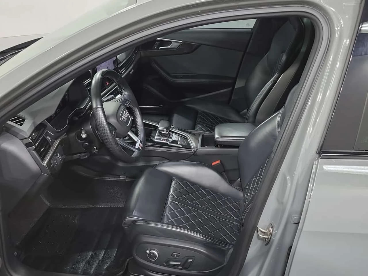 Audi S4 3.0 Tfsi Quattro Technik  CARFAX | Mobile.bg � ����������� 3