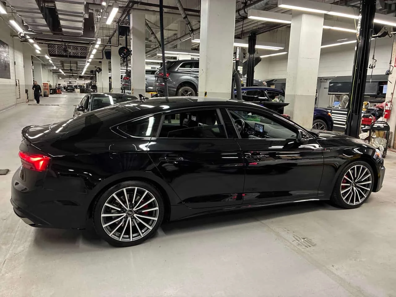 Audi A5 * Progressiv * CARFAX * ОПЦИЯ ЗА ФИНАНСИРАНЕ, снимка 3 - Автомобили и джипове - 56716051