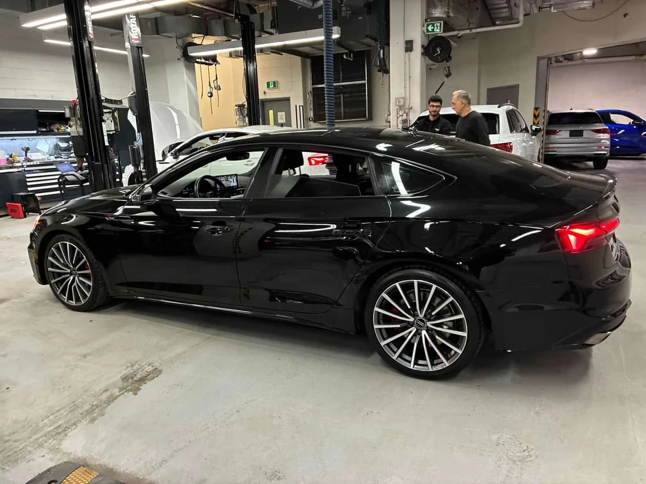 Audi A5 * Progressiv * CARFAX * ОПЦИЯ ЗА ФИНАНСИРАНЕ, снимка 2 - Автомобили и джипове - 56716051