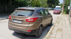 Обява за продажба на Hyundai IX35 4WD, face lift, 2.0crdi, 136к.с., Navi, kamera ~17 200 лв. - изображение 4