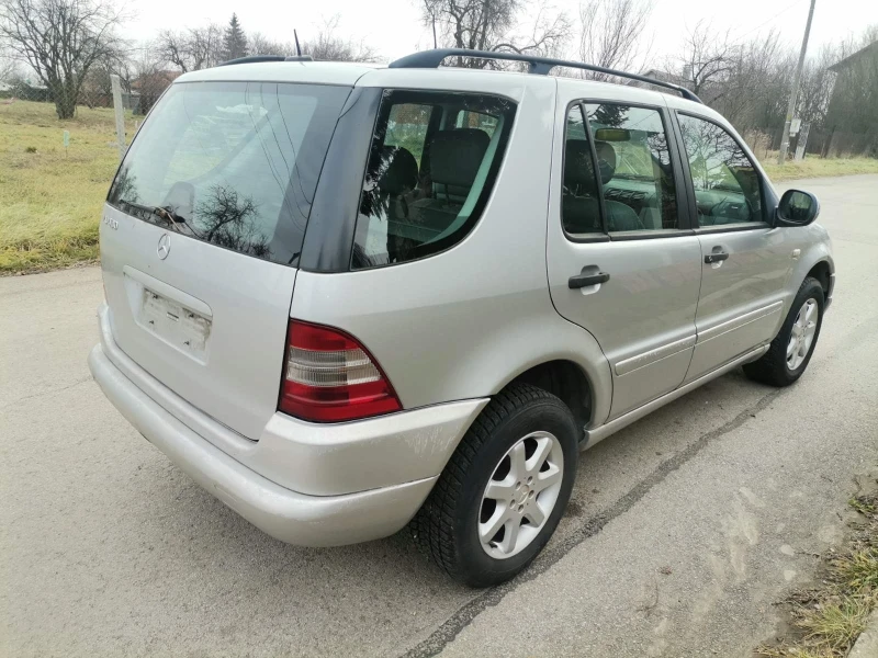 Mercedes-Benz ML 430 4.3БЕНЗИН, снимка 4 - Автомобили и джипове - 48491472