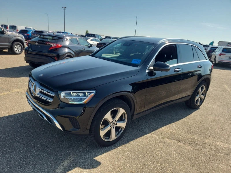 Mercedes-Benz GLC 300 AWD * CARFAX * АвтоКредит * Цена до България* - 48750 лв. - 97958023 1
