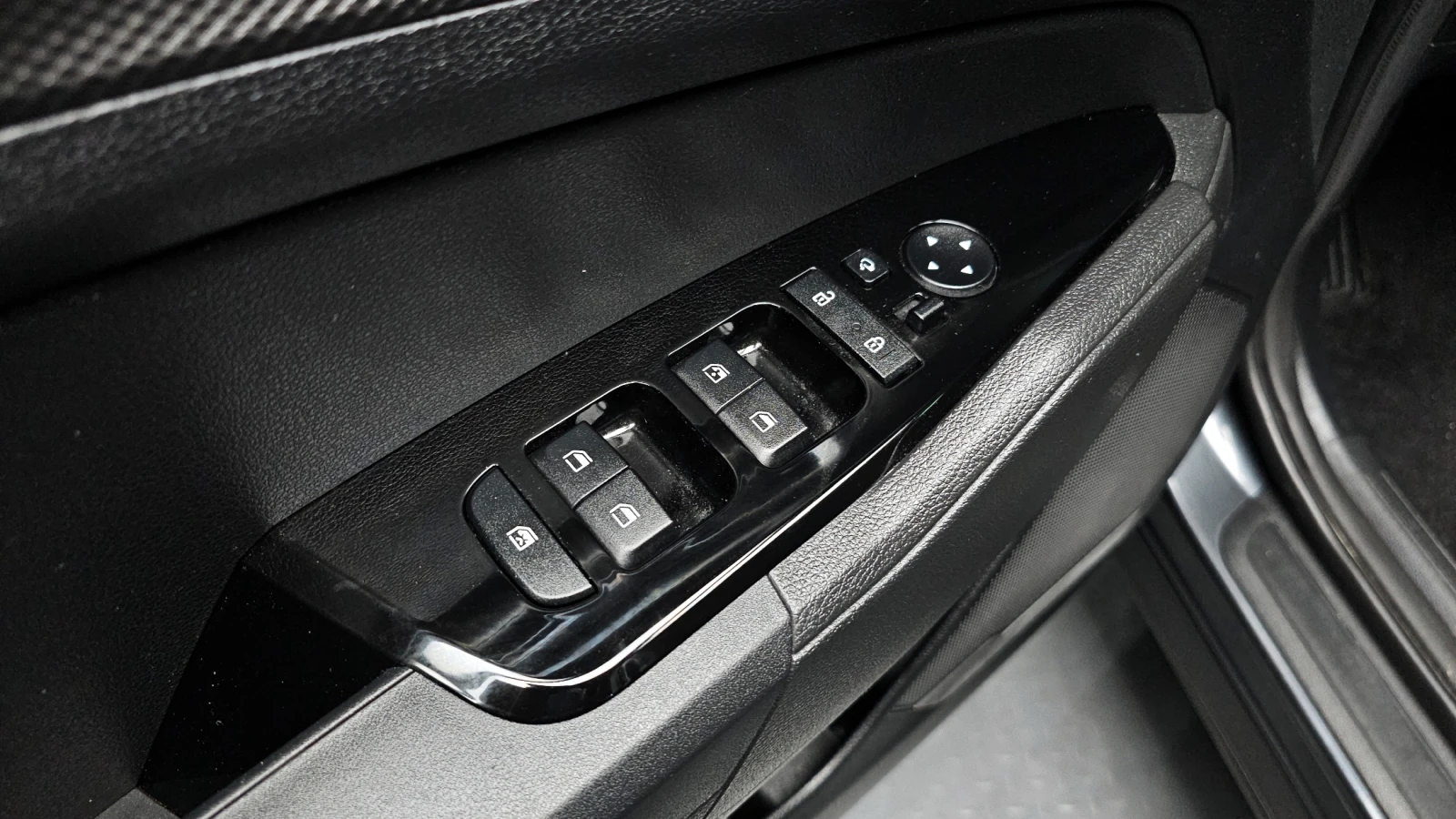 Kia Sportage 2.0 LPI LUX | Mobile.bg   16