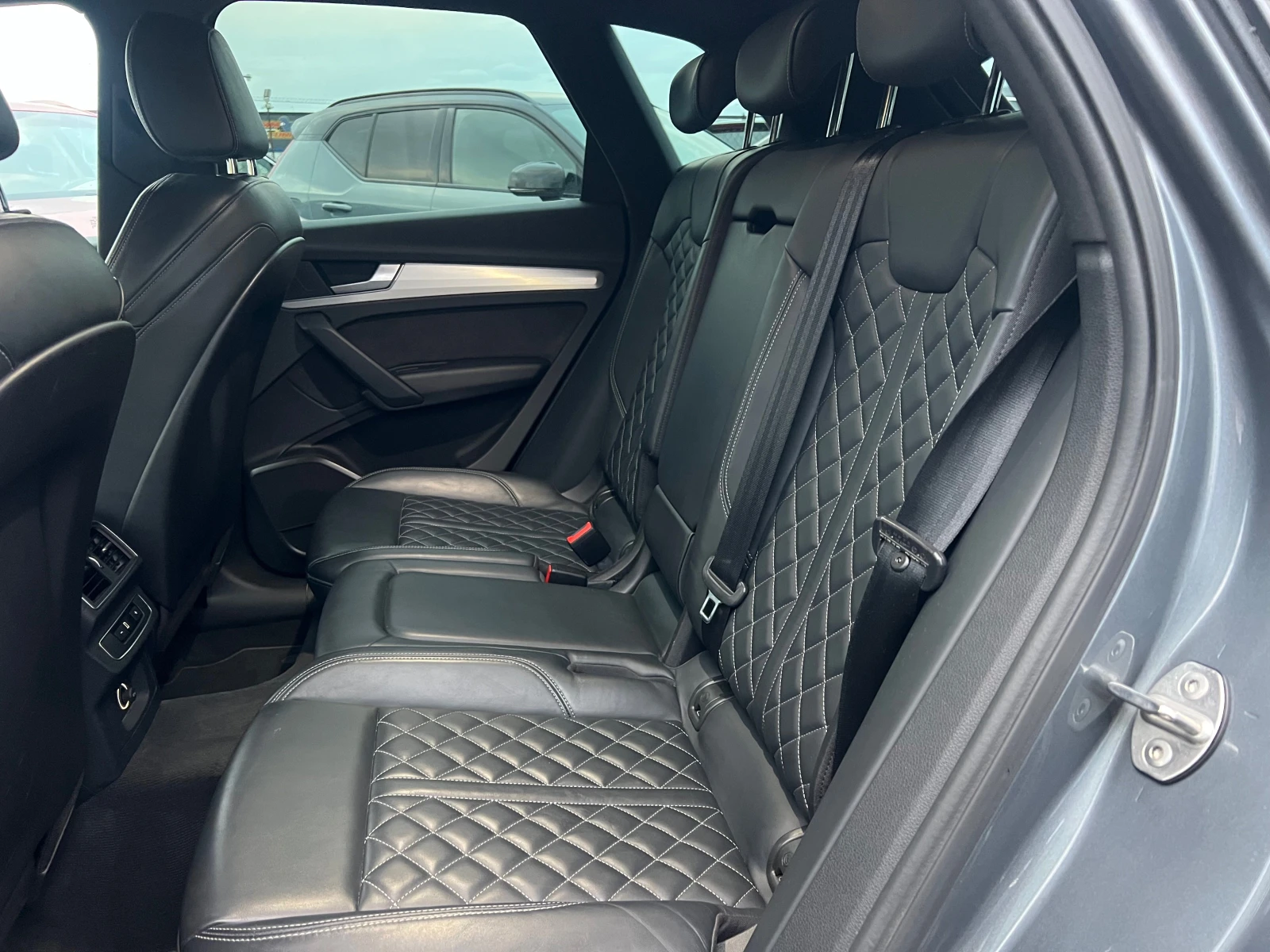 Audi Q5 3.0TDI 3xSline CAMERA  NAVI KEY LESS DISTR , снимка 12 - Автомобили и джипове - 53726464