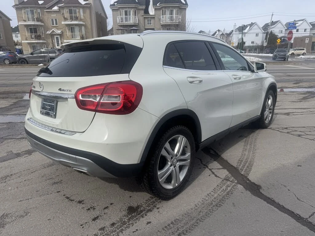 Mercedes-Benz GLA 4MATIC* АвтоКредит* (ЦЕНА ДО БГ), снимка 7 - Автомобили и джипове - 53998297