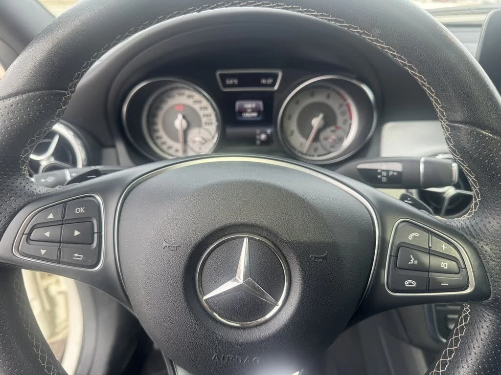 Mercedes-Benz GLA 4MATIC* АвтоКредит* (ЦЕНА ДО БГ), снимка 12 - Автомобили и джипове - 53998297