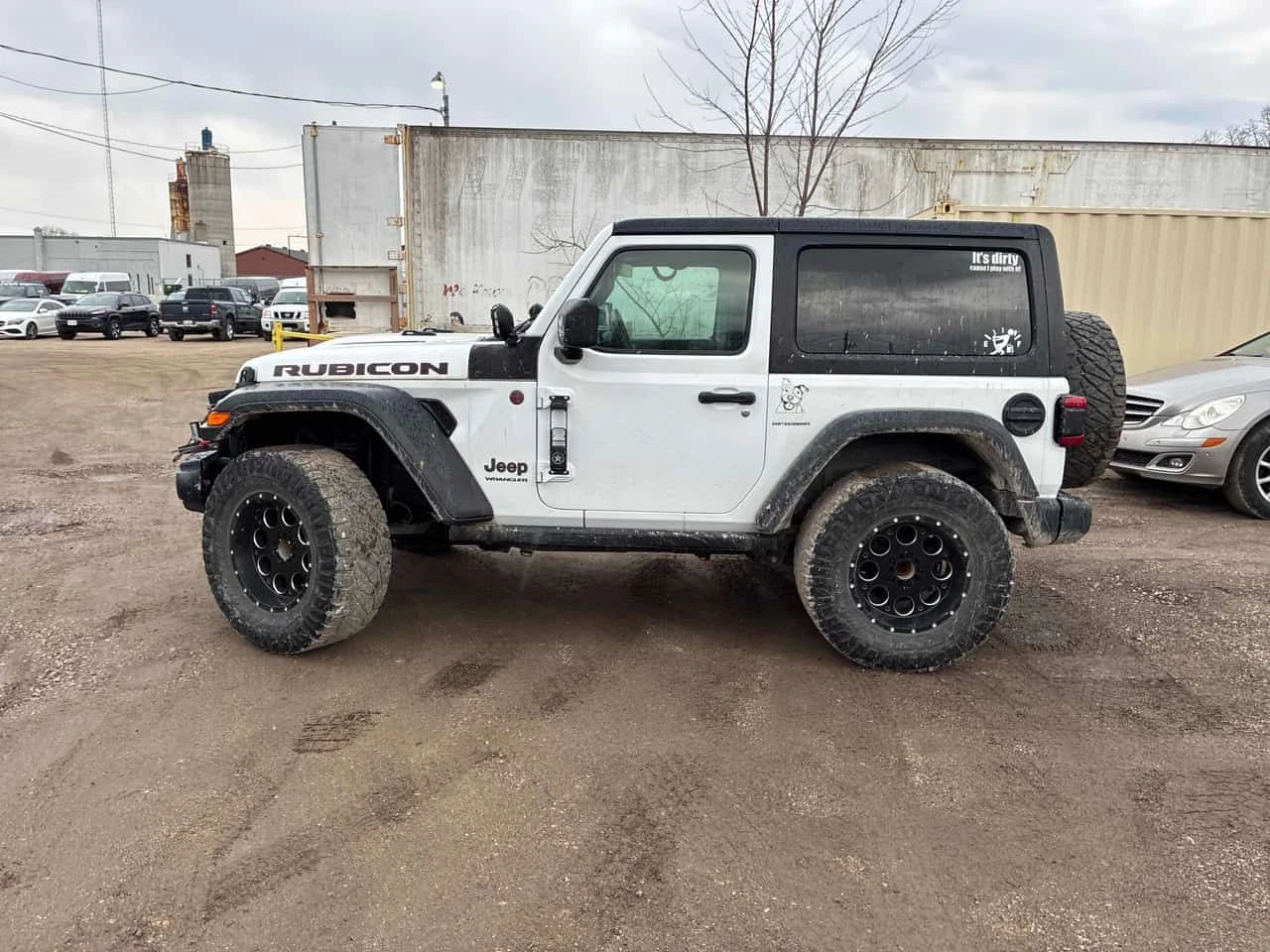 Jeep Wrangler  Rubicon /CARFAX/ОТ ПРЕДСТАВИТЕЛСТВО/КЛИП, снимка 3 - Автомобили и джипове - 53998158