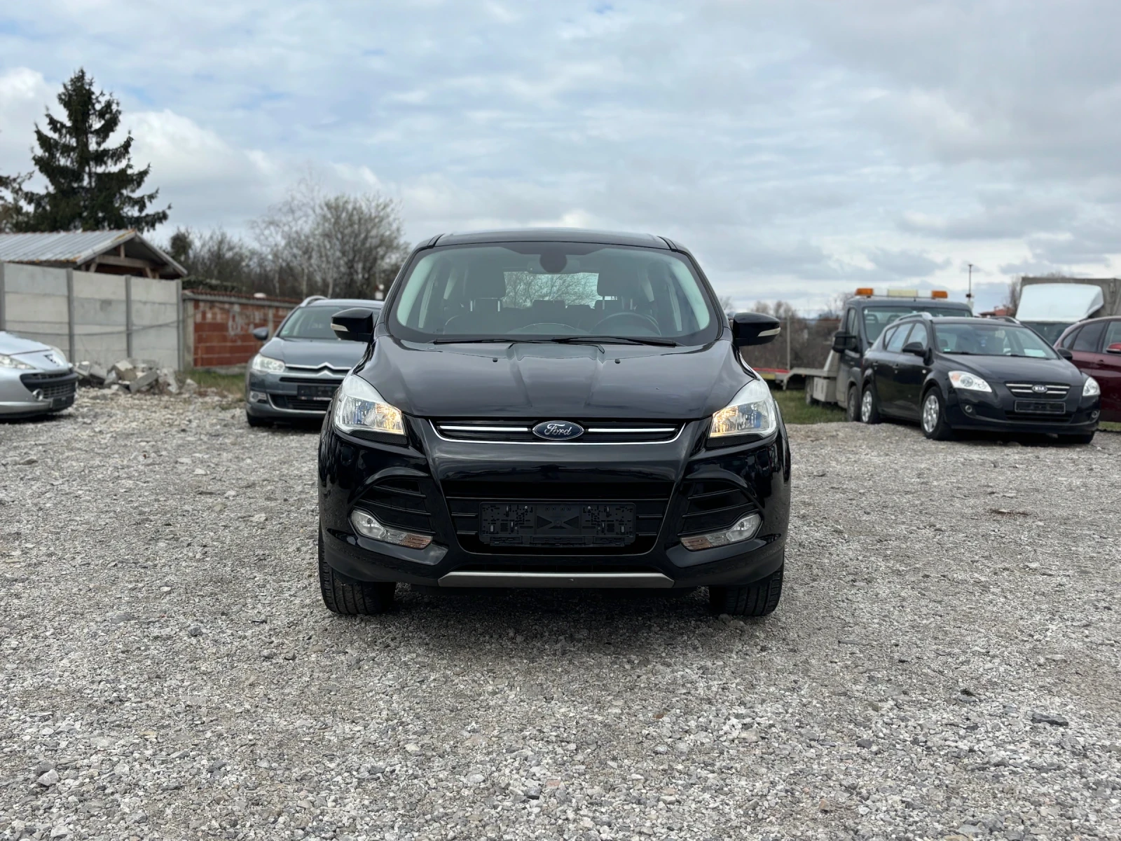 Ford Kuga 2.0-150кс, автомат, снимка 6 - Автомобили и джипове - 54037232
