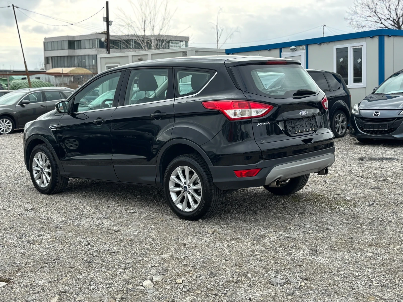 Ford Kuga 2.0-150кс, автомат, снимка 4 - Автомобили и джипове - 54037232