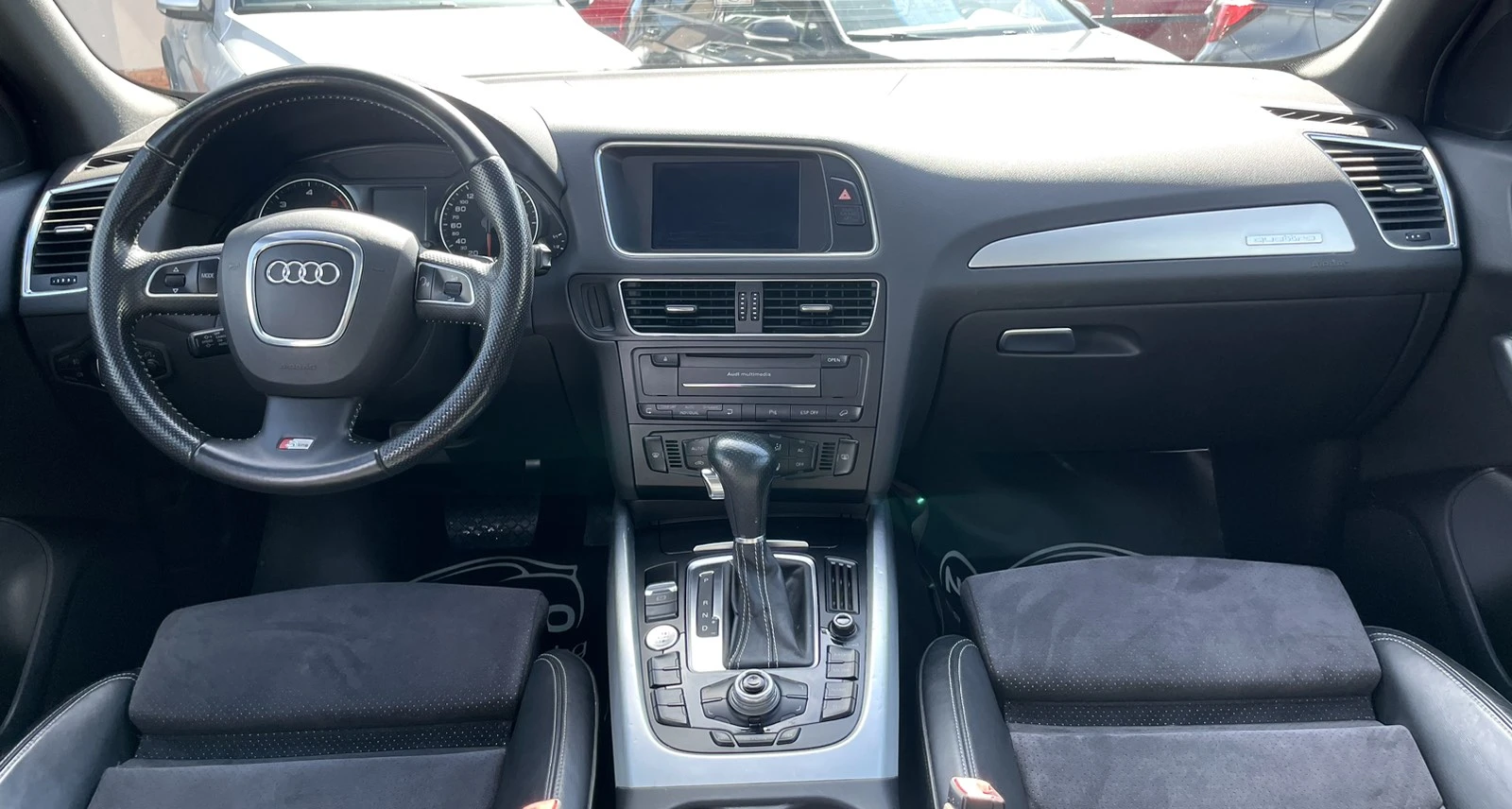 Audi Q5 3.0TDI 239HP S LINE KEYLESS NAVI PANO EU5, снимка 10 - Автомобили и джипове - 55302342