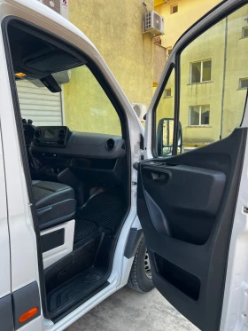 Mercedes-Benz Sprinter 217 CDI   2.0   170 к.с.   Двойна кабина   Бордови, снимка 9