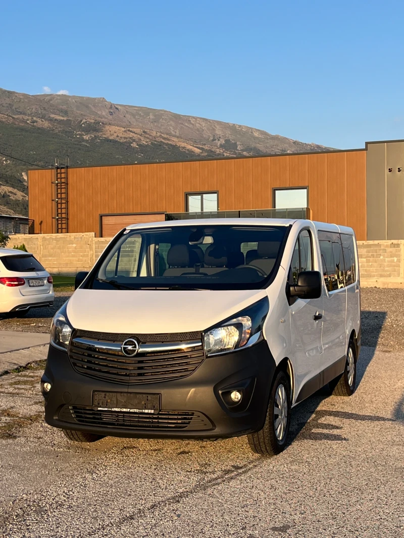 Opel Vivaro 9 MESTA, снимка 5 - Бусове и автобуси - 47337224