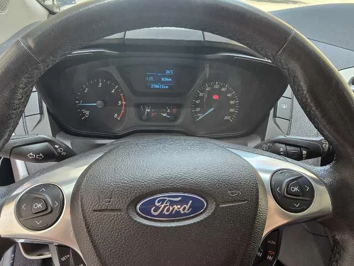 Ford Tourneo, снимка 5 - Бусове и автобуси - 49578942