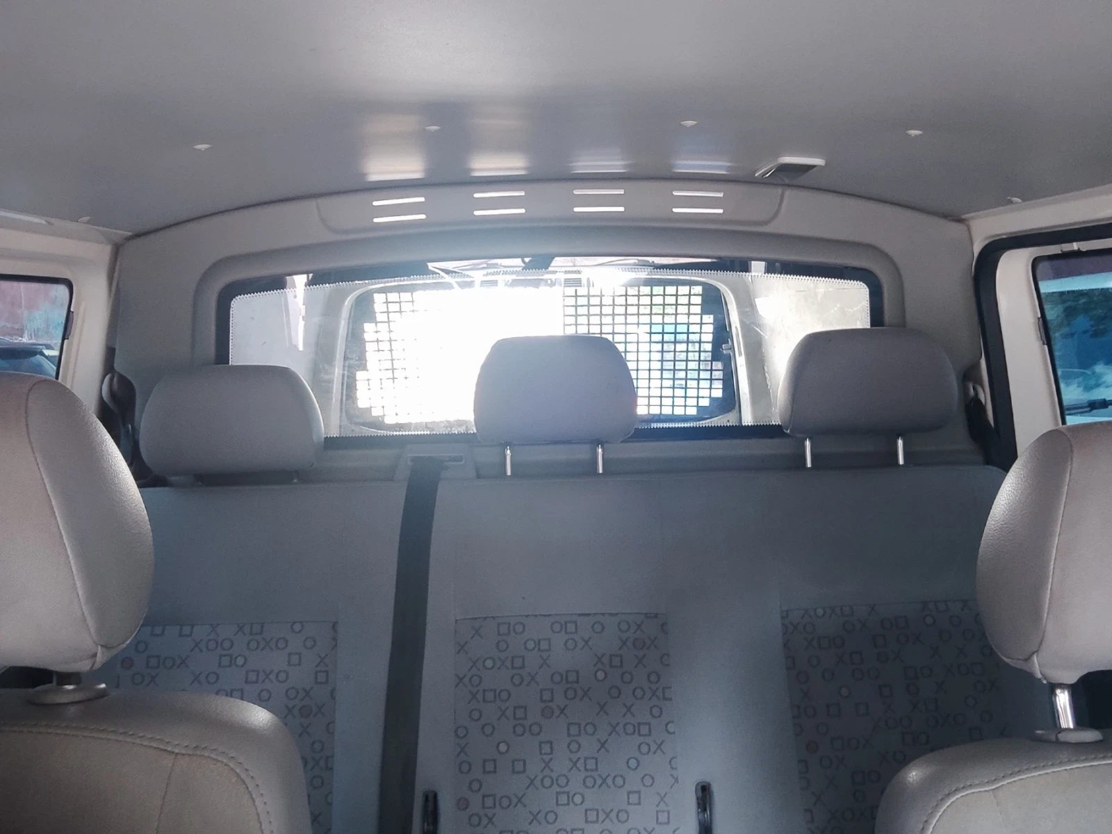 VW Transporter T5, снимка 10 - Бусове и автобуси - 55510198