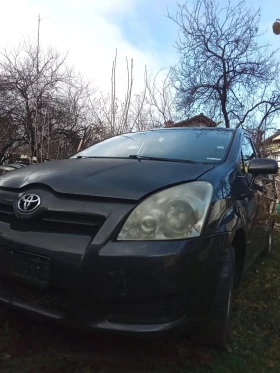 Toyota Corolla verso, снимка 2