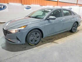 ������ Hyundai Elantra