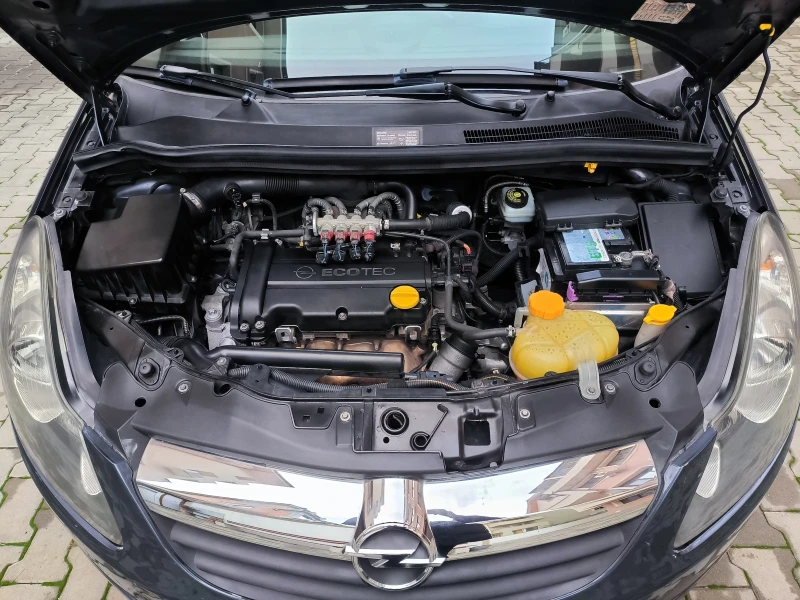 Opel Corsa 1.2 газ/бензин, снимка 10 - Автомобили и джипове - 48312017