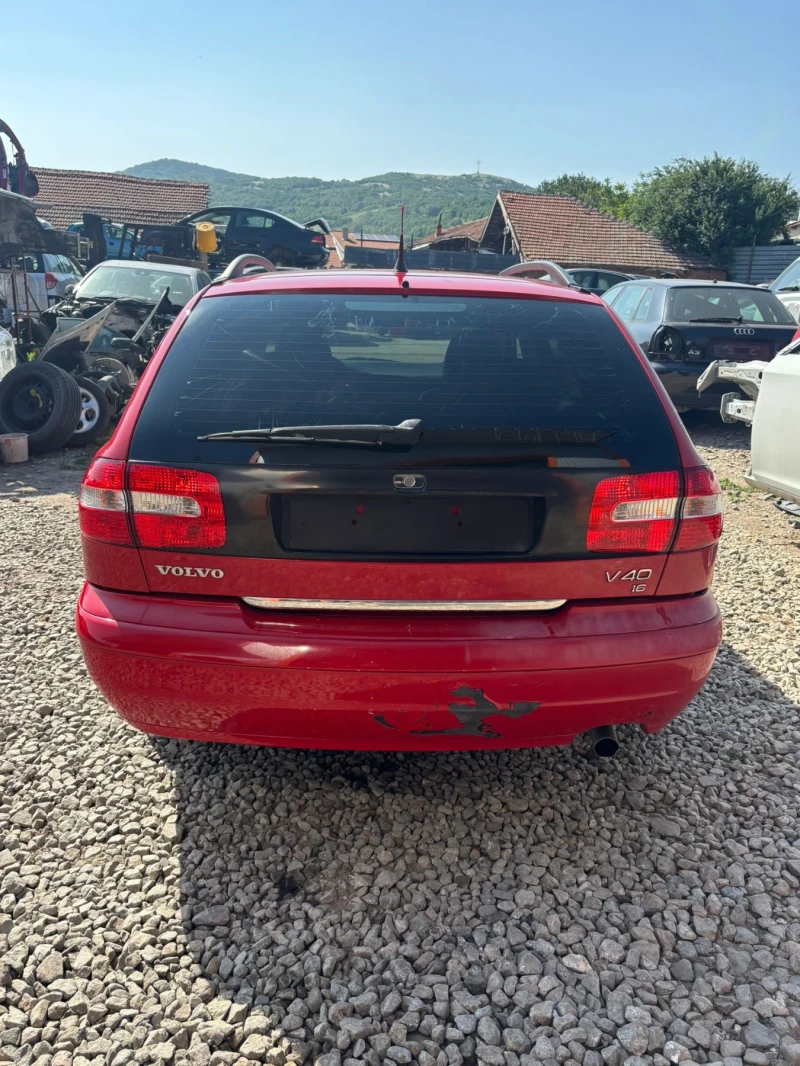 Volvo V40, снимка 5 - Автомобили и джипове - 50798109