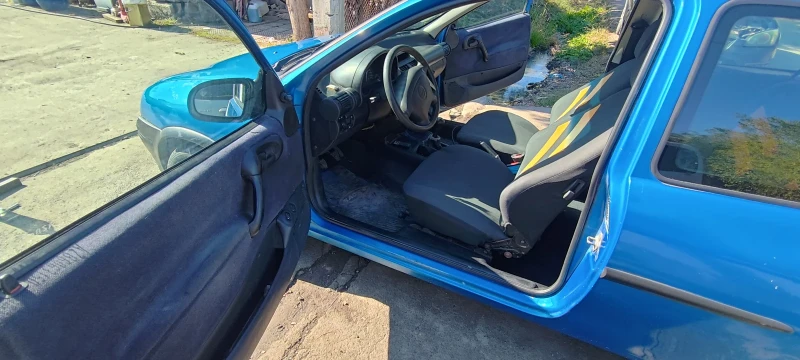 Opel Corsa B 1.4 90 16 v Газ , снимка 4 - Автомобили и джипове - 52117917