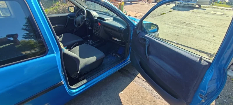 Opel Corsa B 1.4 90 16 v Газ , снимка 8 - Автомобили и джипове - 52117917