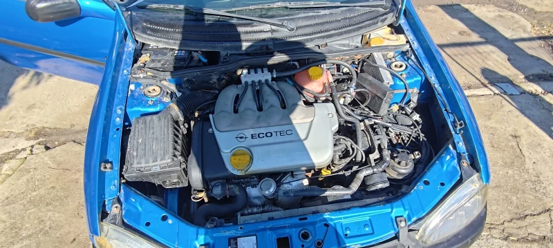 Opel Corsa B 1.4 90 16 v Газ , снимка 6 - Автомобили и джипове - 52117917