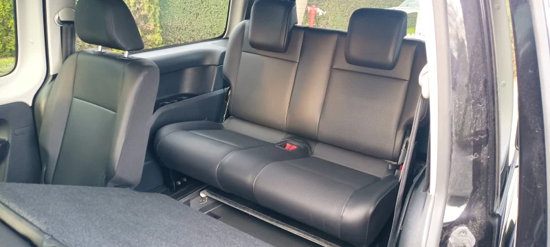 VW Caddy 2.0TDI DSG 7местен, снимка 14 - Автомобили и джипове - 52654662