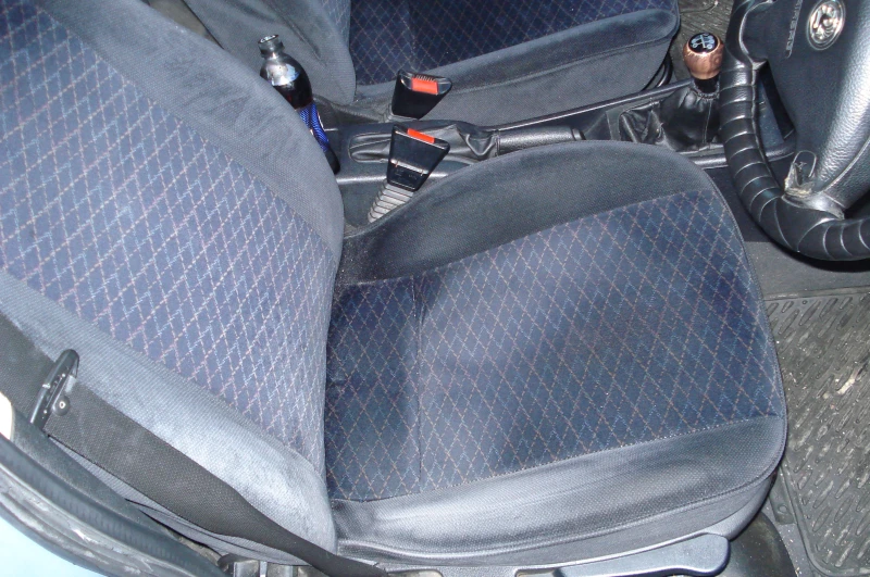 Opel Astra, снимка 5 - Автомобили и джипове - 52754750