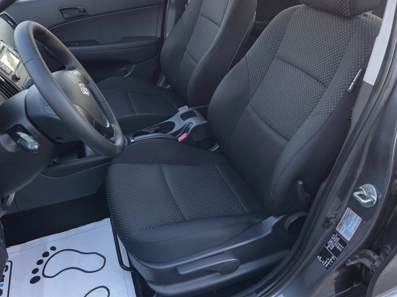 Hyundai I30 1.4БЕНЗИН/FACELIFT, снимка 8 - Автомобили и джипове - 52818117